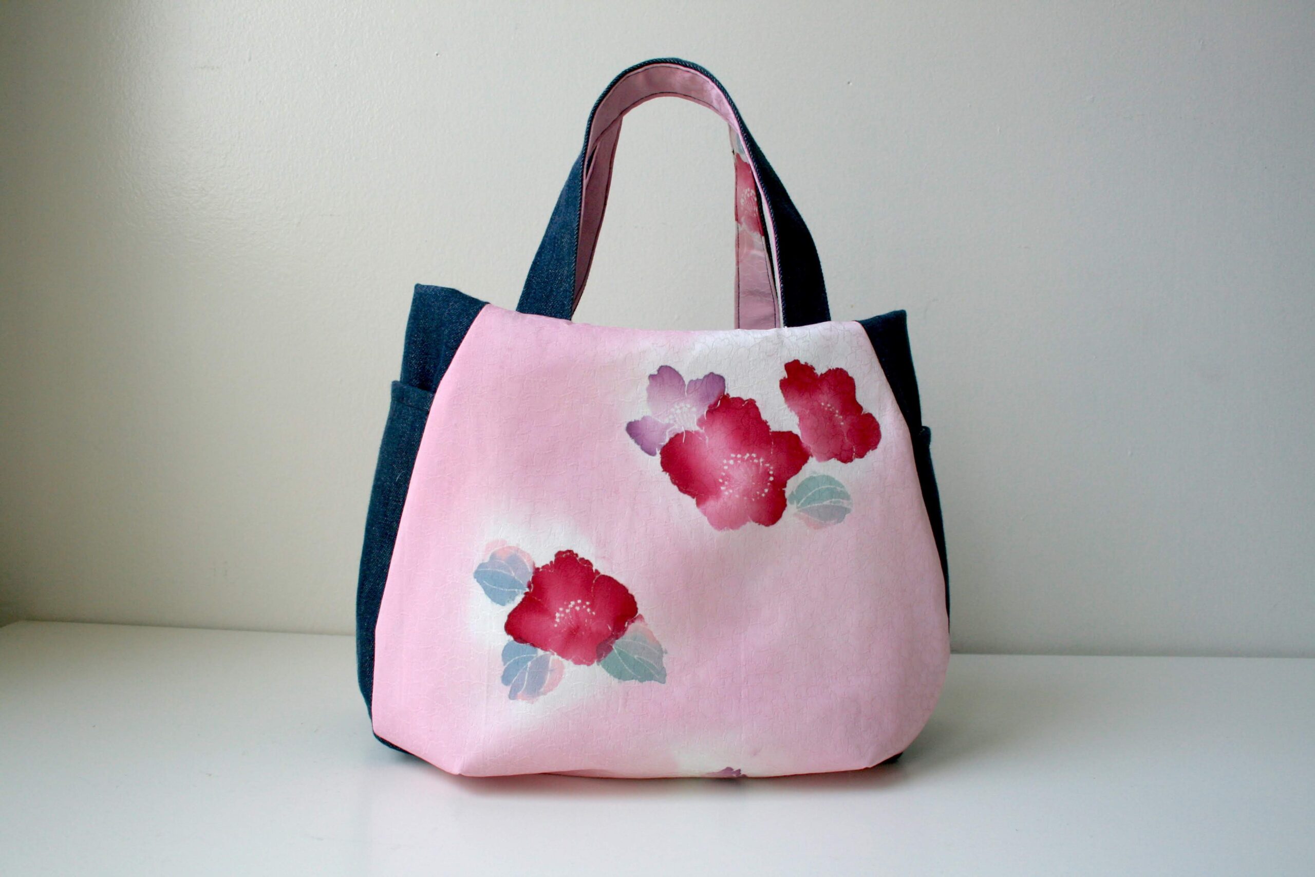 With Pinky Flower Casual Bag, Where Are You Going To??